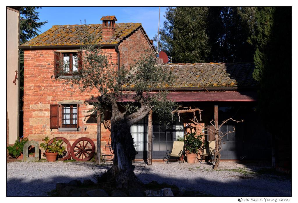 La Bandita Country Hotel Bettolle Bagian luar foto